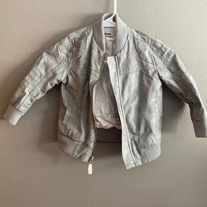 OshKosh faux leather jacket. Size 3t. Gray